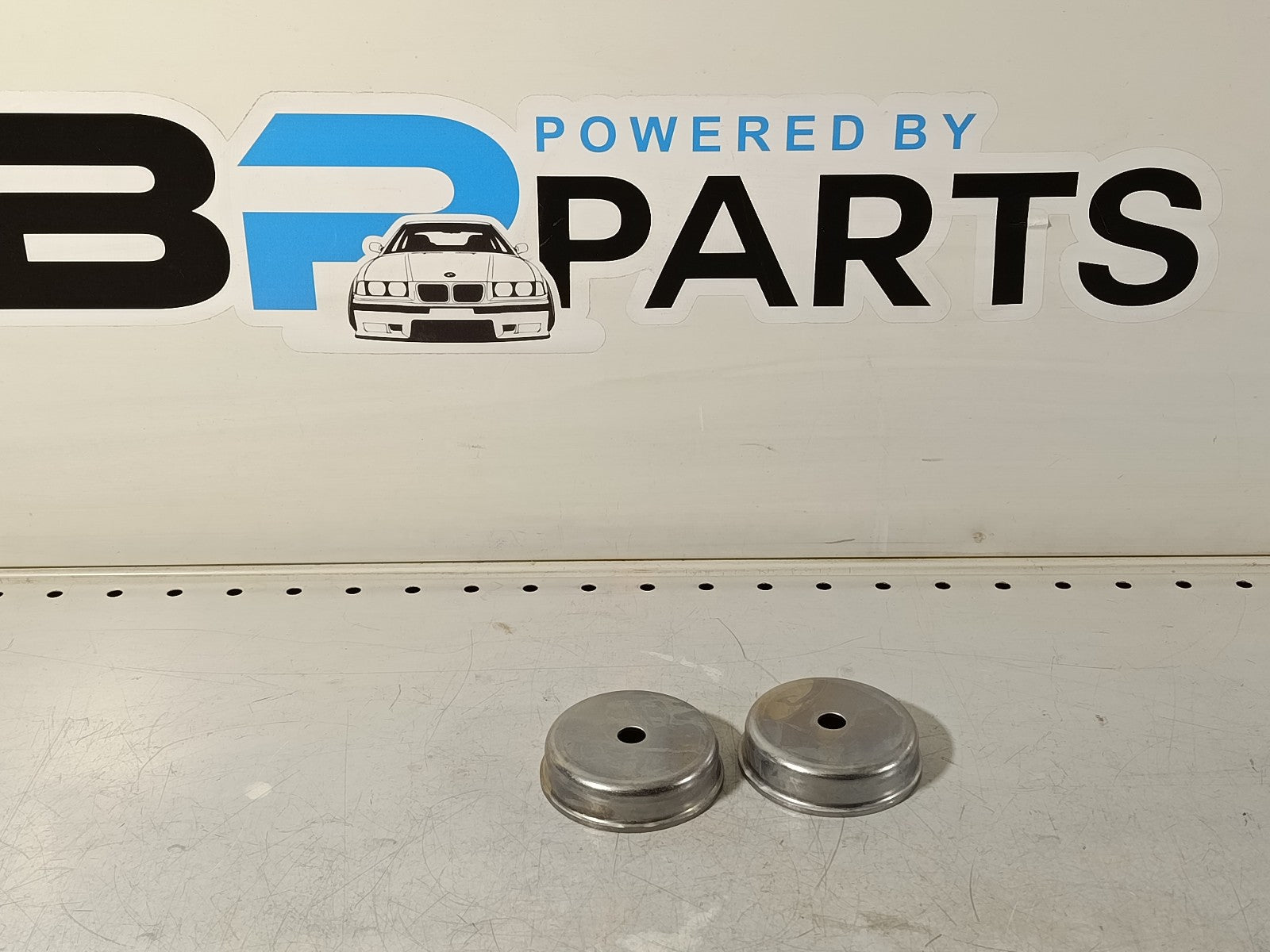 BMW e90 e91 e92 Supporting Cup rear Shock absorber 33526764418 2pc