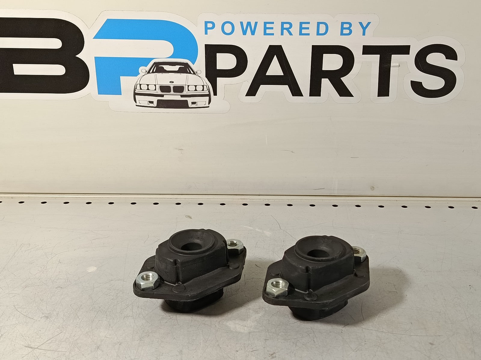 BMW e92 325i Rubber mount, shock absorber 33526772811 LEMFÖRDER 35398 01 2pc