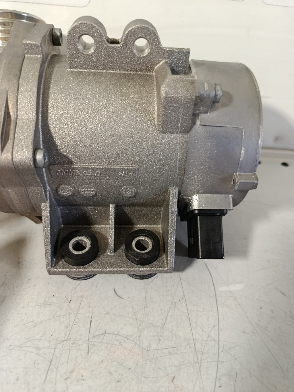 BMW e92 325i Coolant pump, electric 11517586925 PIERBURG 7.02851.20.0