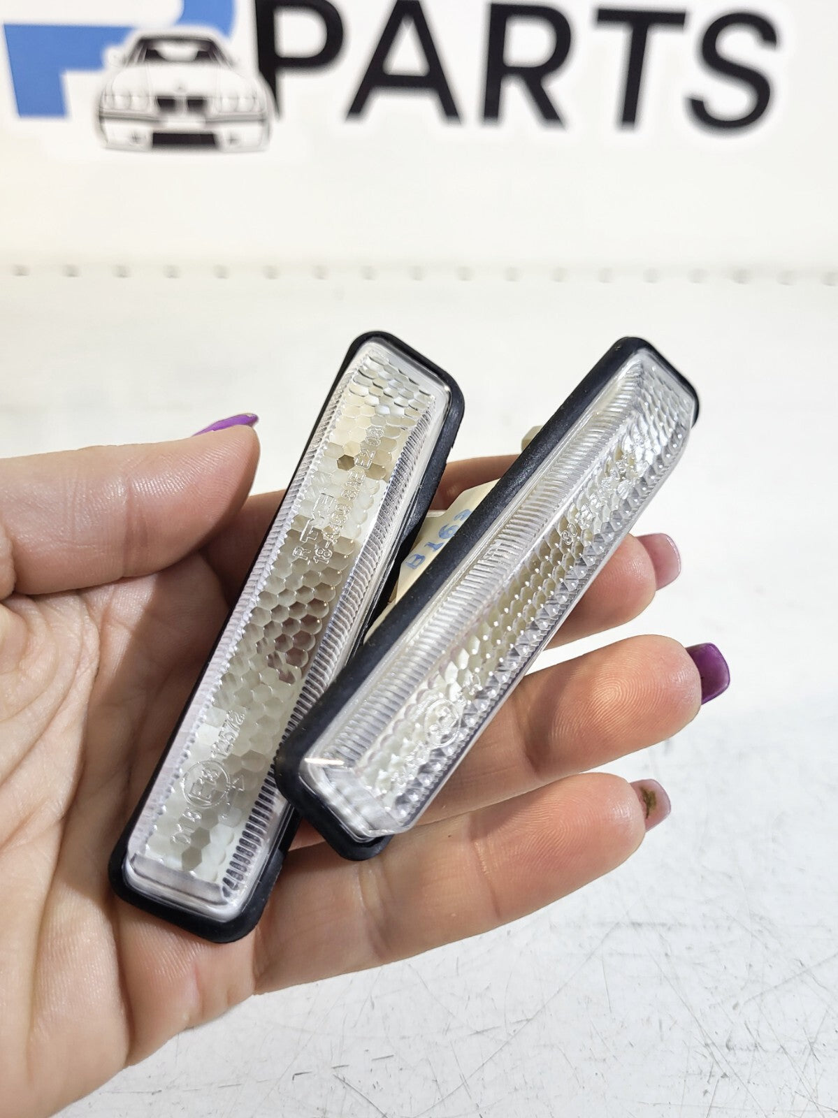 BMW E36 E53 Addit.turn indicator lamp, left/right white 63137164491 63137164492