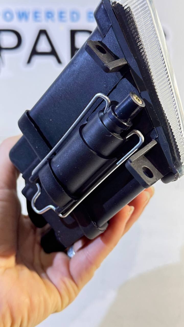 BMW E39 Fog Lights Left+Right 19-5268C1 63178360575 63178360576