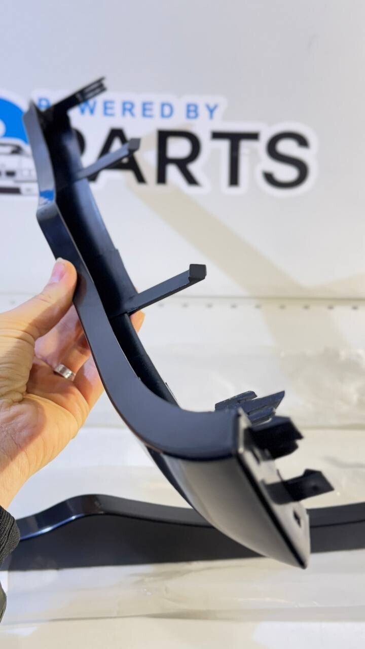 BMW E46 Headlight Trim Set Left+Right 51130030407 51130030406