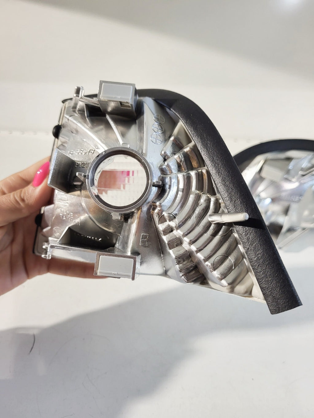 BMW E36 coupe front left, right white turn indicator 82199403093 82199403094