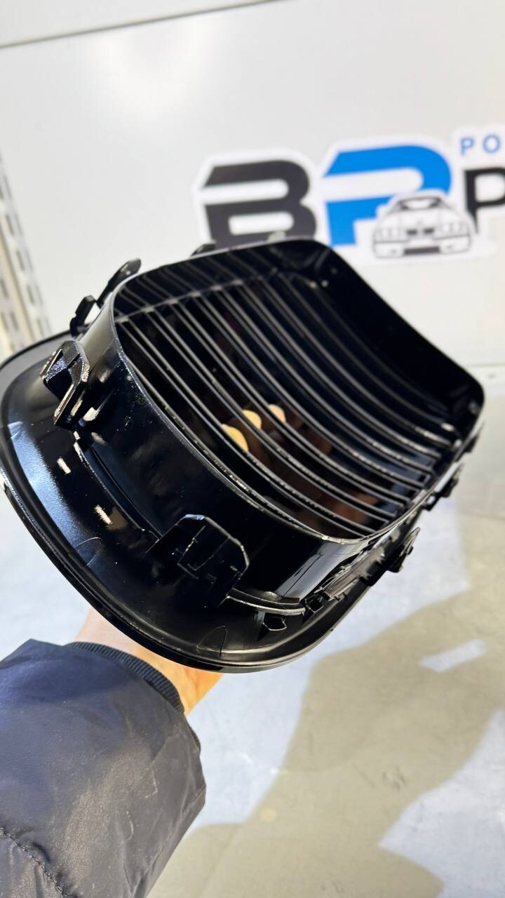 BMW F10 Kidney Set High Gloss Black NSF1011HG 51138054491 51138054492