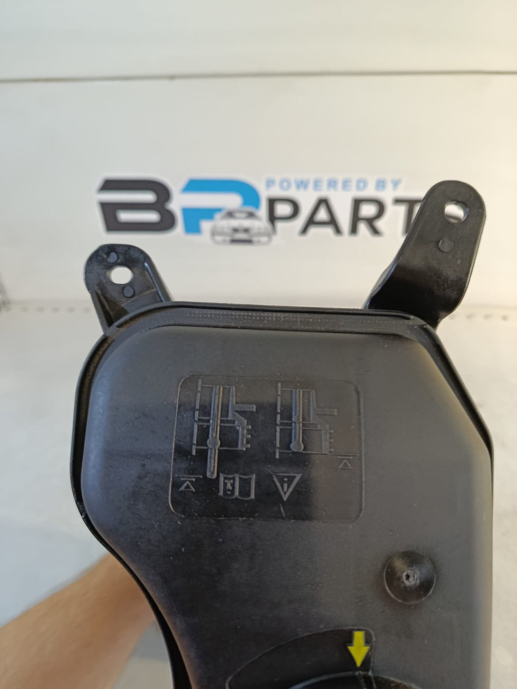 BMW Engine Coolant Reservoir-FI Mahle CRT 207 000S