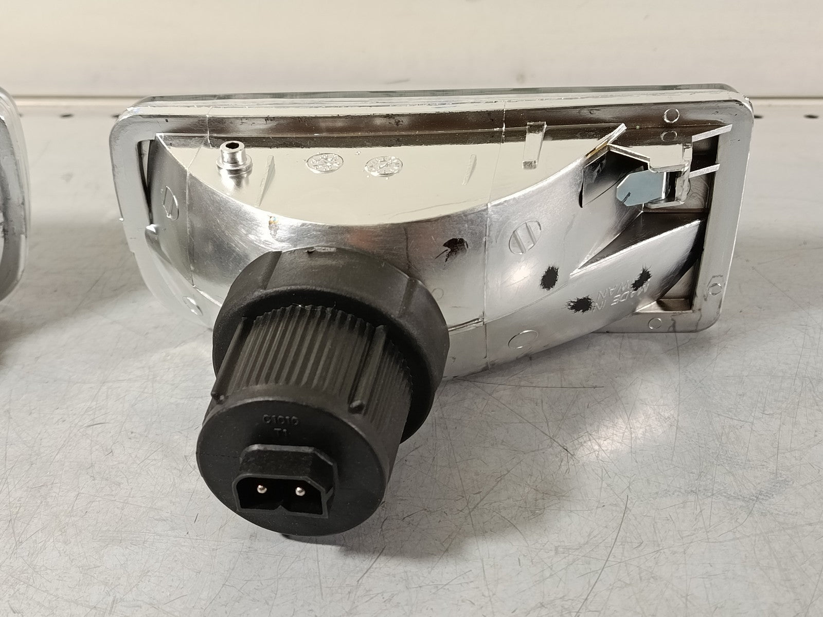 BMW E36 Fog lights left/ right 63178357389 63178357390 63178357397 63178357398