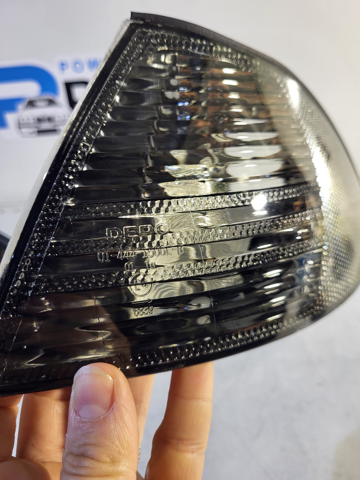 BMW E46 Front smoked turn indicator left / right 63136902769 63136902770