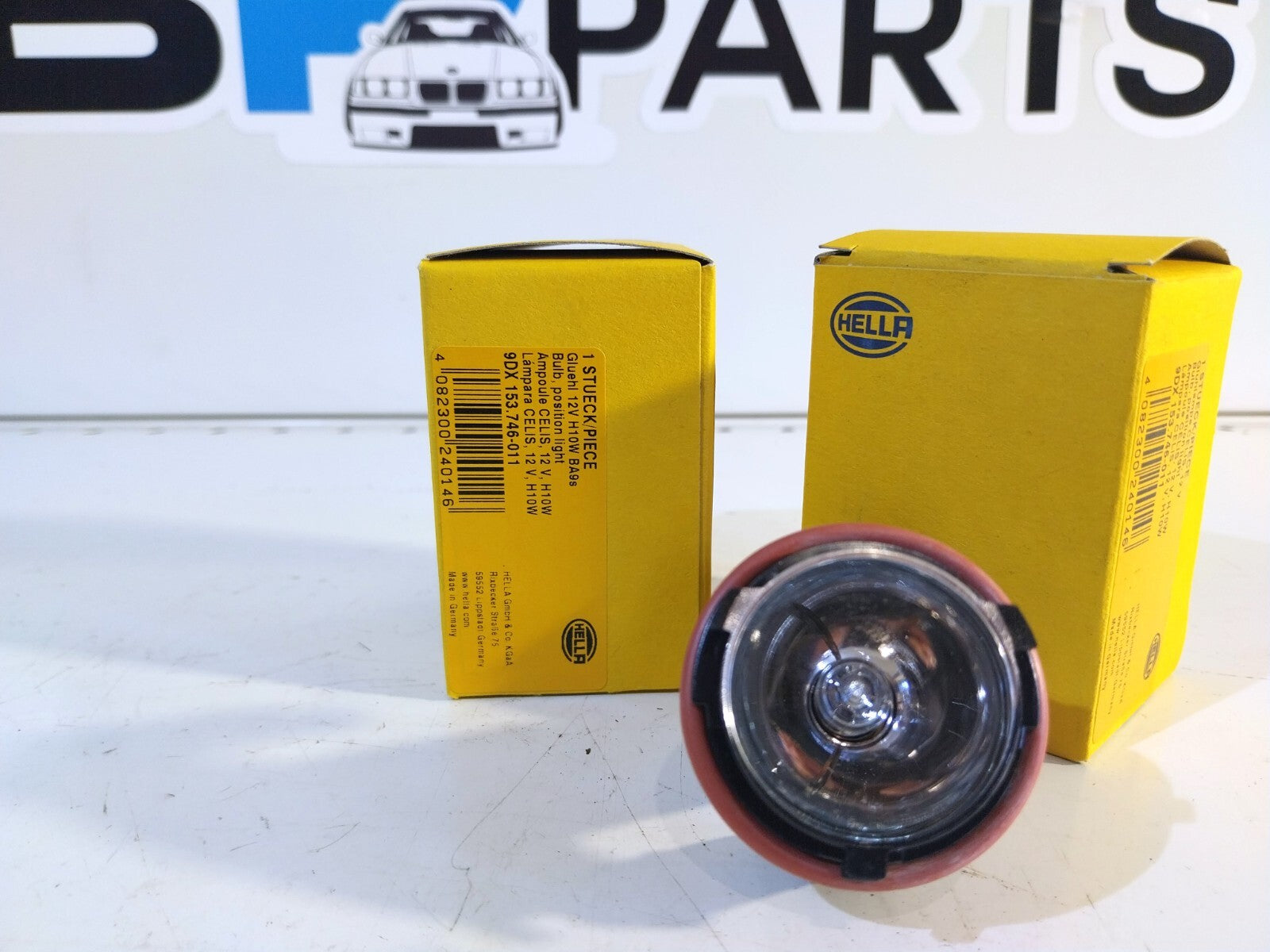 BMW Hella Bulb Socket With Bulb F Parking Light 63126904048