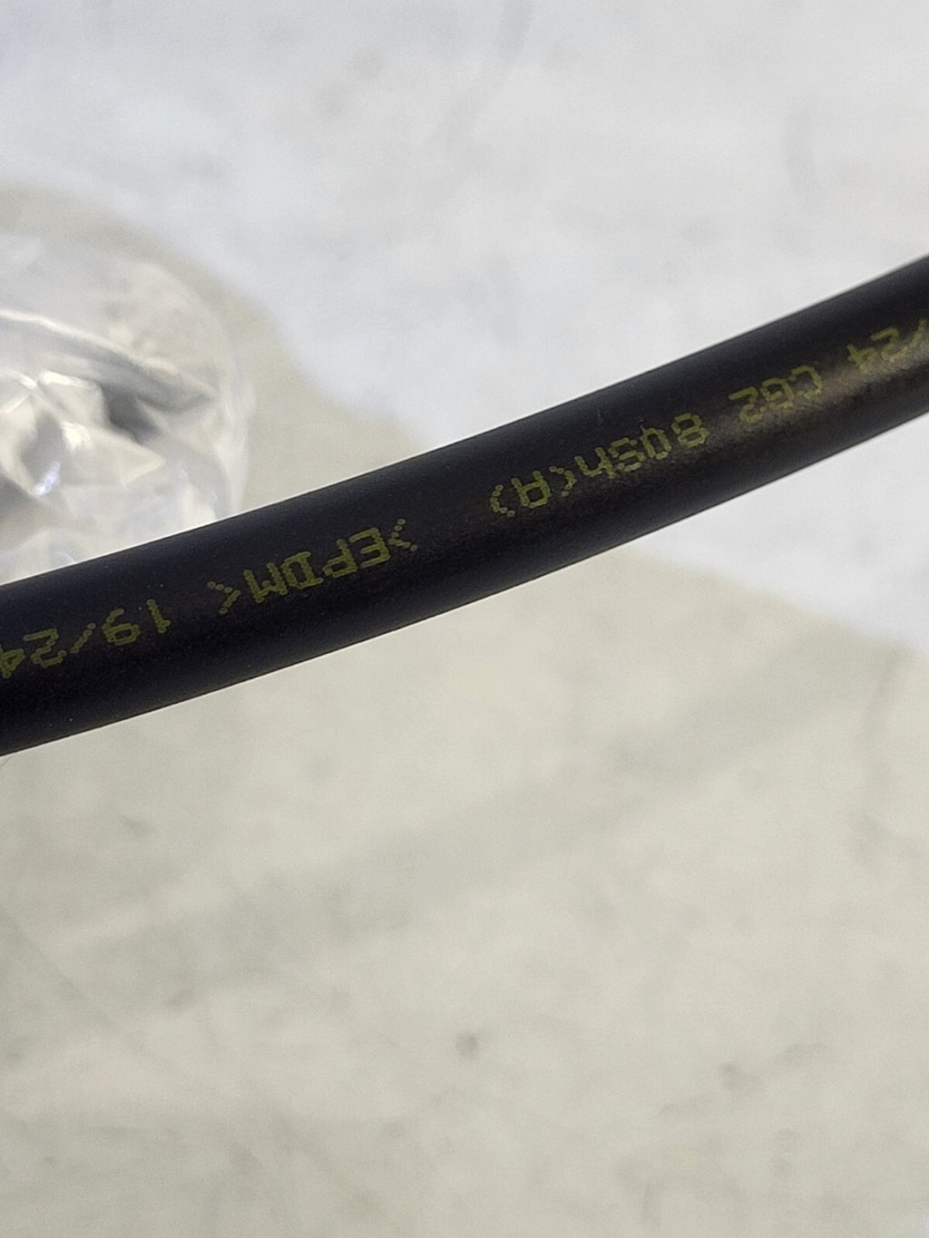 BMW E65 E90 E46 E81 Hose line (1 meter) 61668362762