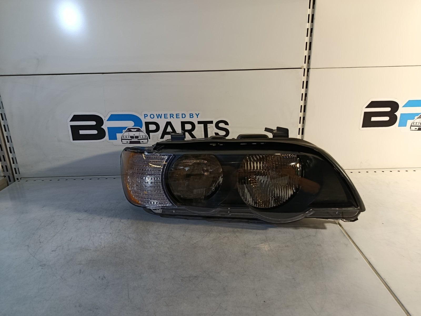 BMW X5 E53 L/R Headlight, White Turn Indicator (TYC) 63126930211 63126930212