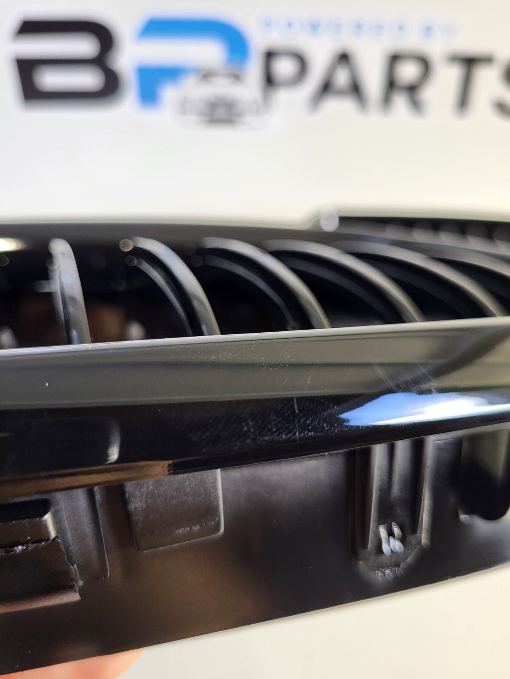 BMW E38 Facelift Grille Left and Right Set Of 2 51138231593, 51138231594