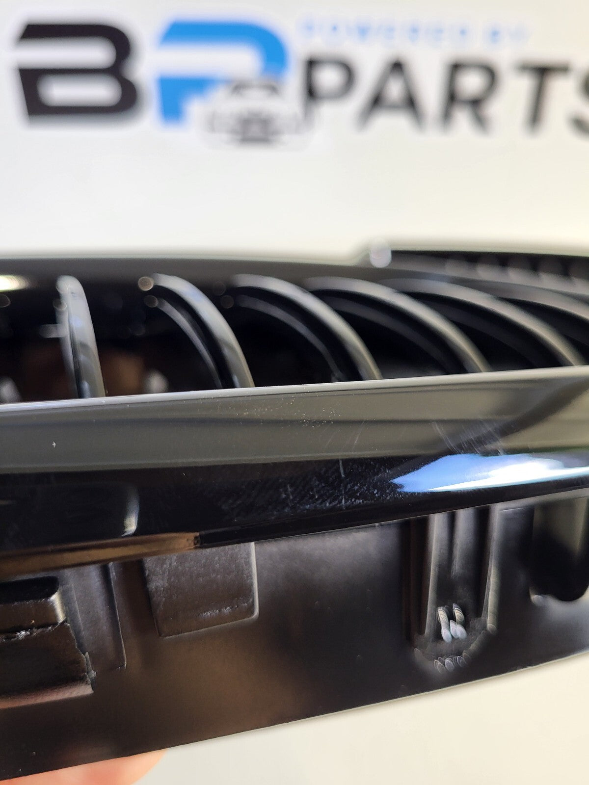 BMW E38 Facelift Grille Left and Right Set Of 2 51138231593, 51138231594