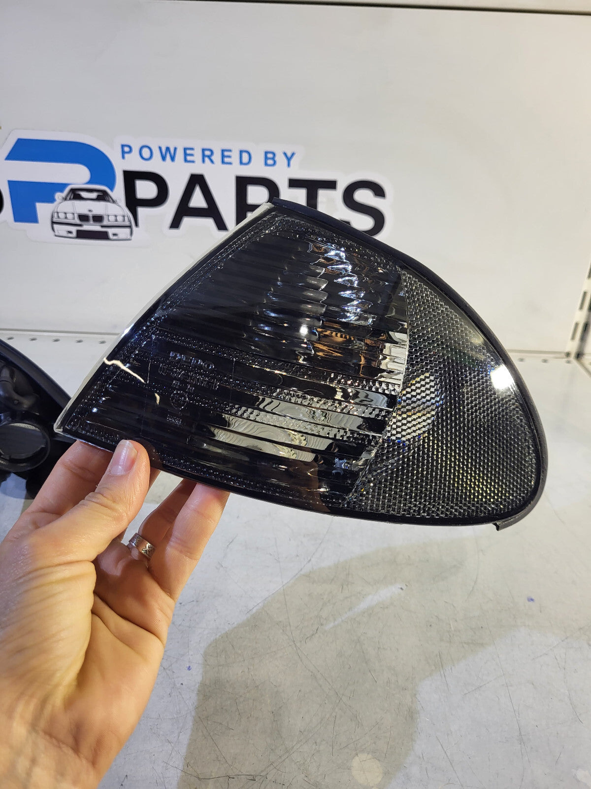 BMW E46 Front smoked turn indicator left / right 63136902769 63136902770