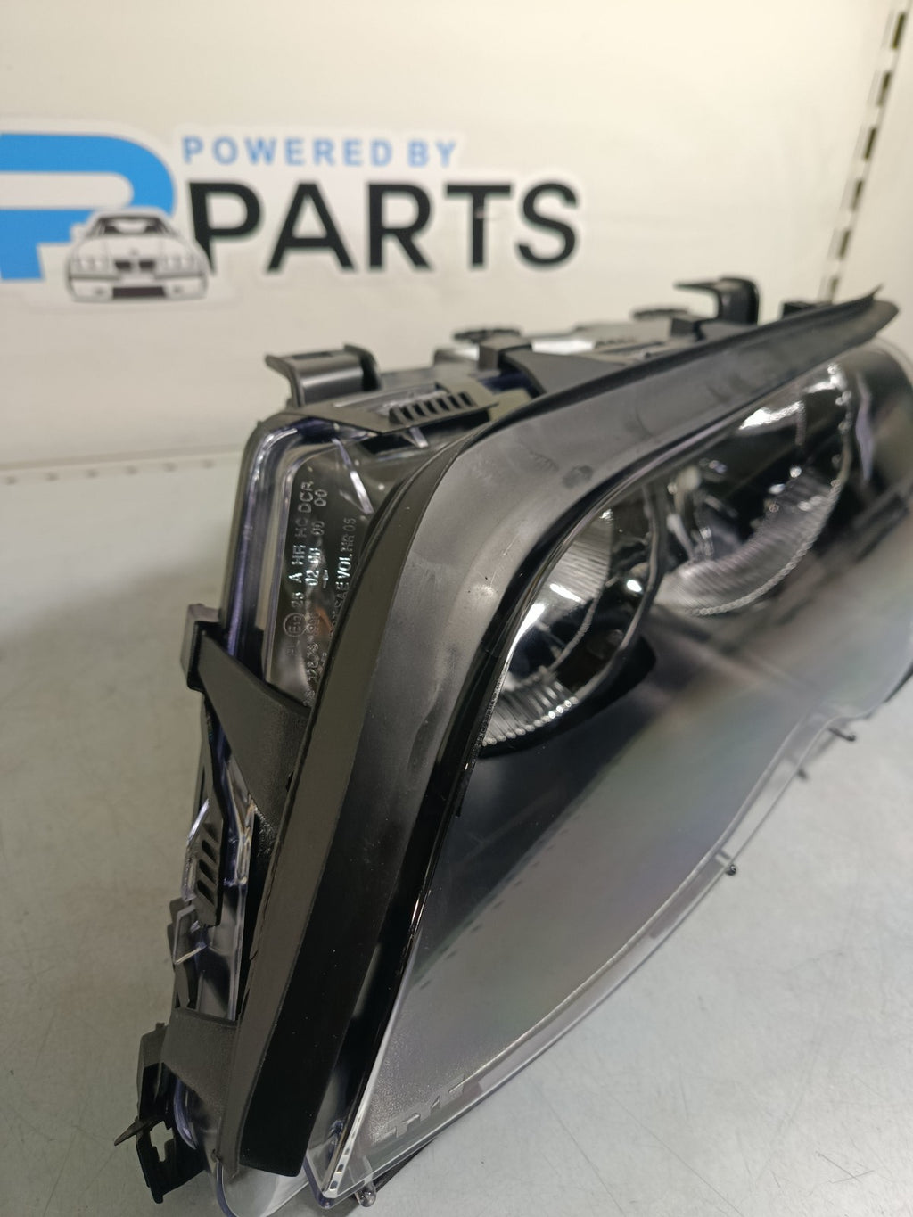 BMW E46 Facelift Headlights R+L (TYC) 63127165770 63127165782 63127165769