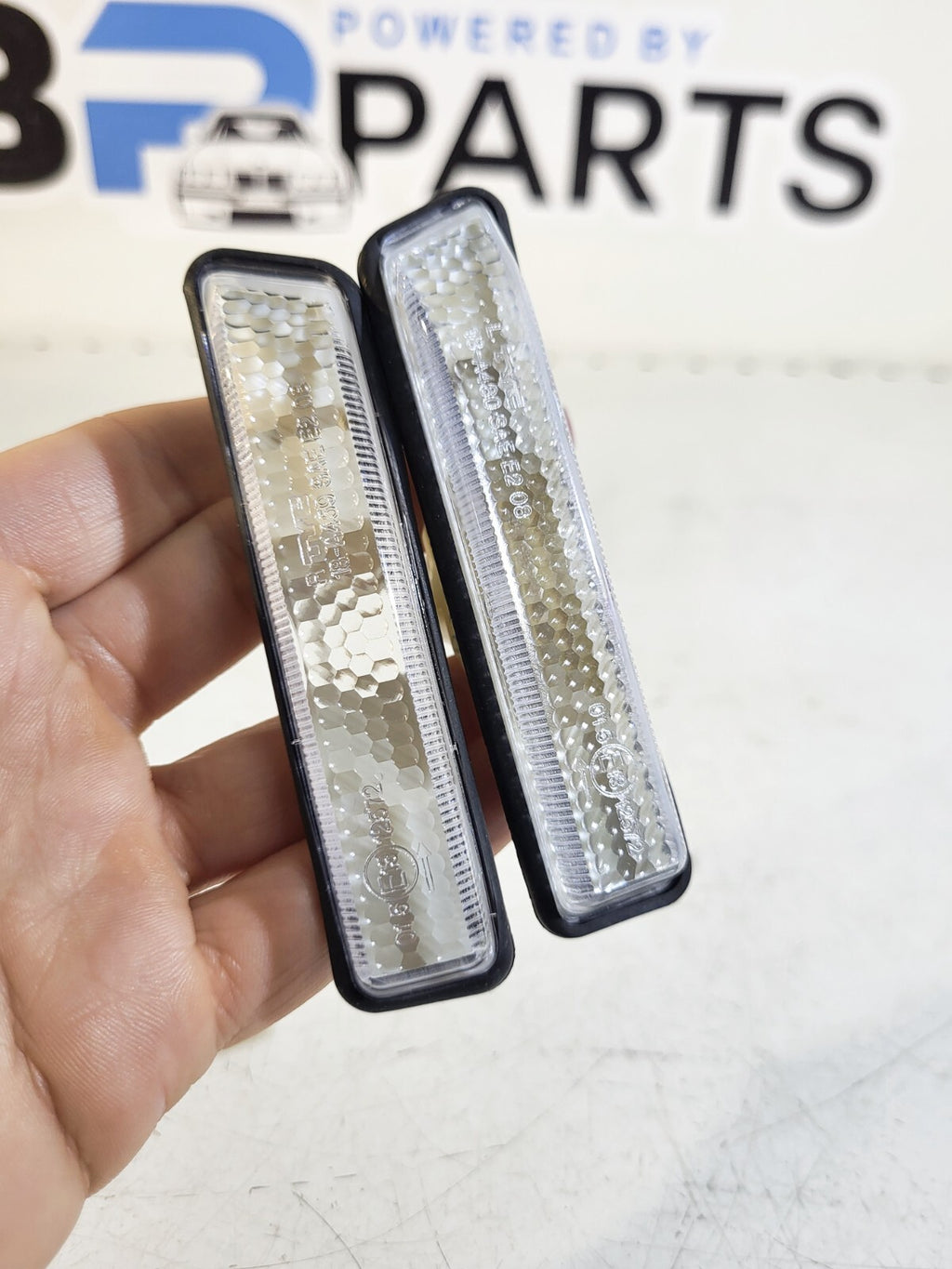 BMW E36 E53 Addit.turn indicator lamp, left/right white 63137164491 63137164492