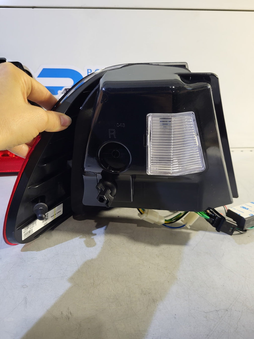 BMW e46 FL sedan Taillights LED red/black with indicator at the top