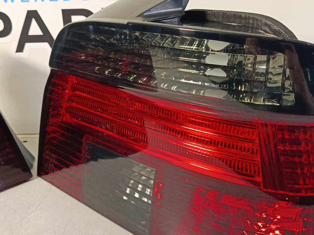 BMW e39 sedan 95-00 Taillight set clear glass red/black DEPO 1223098 B39RB