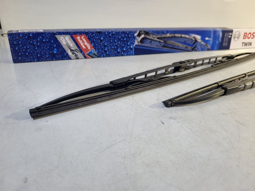 Bosch 3397118422 Wiper Blades Set 550/500mm BMW 61610443590 61610421840 Front