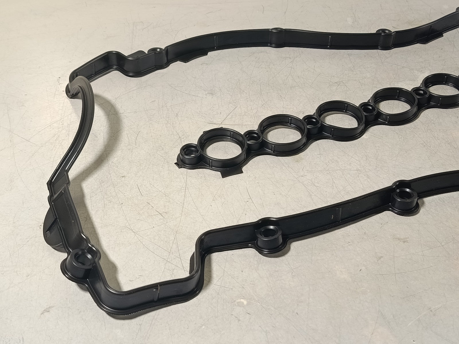 Elring 157.680 Valve Cover Gasket Kit BMW 730d E65 M57N 11127796378