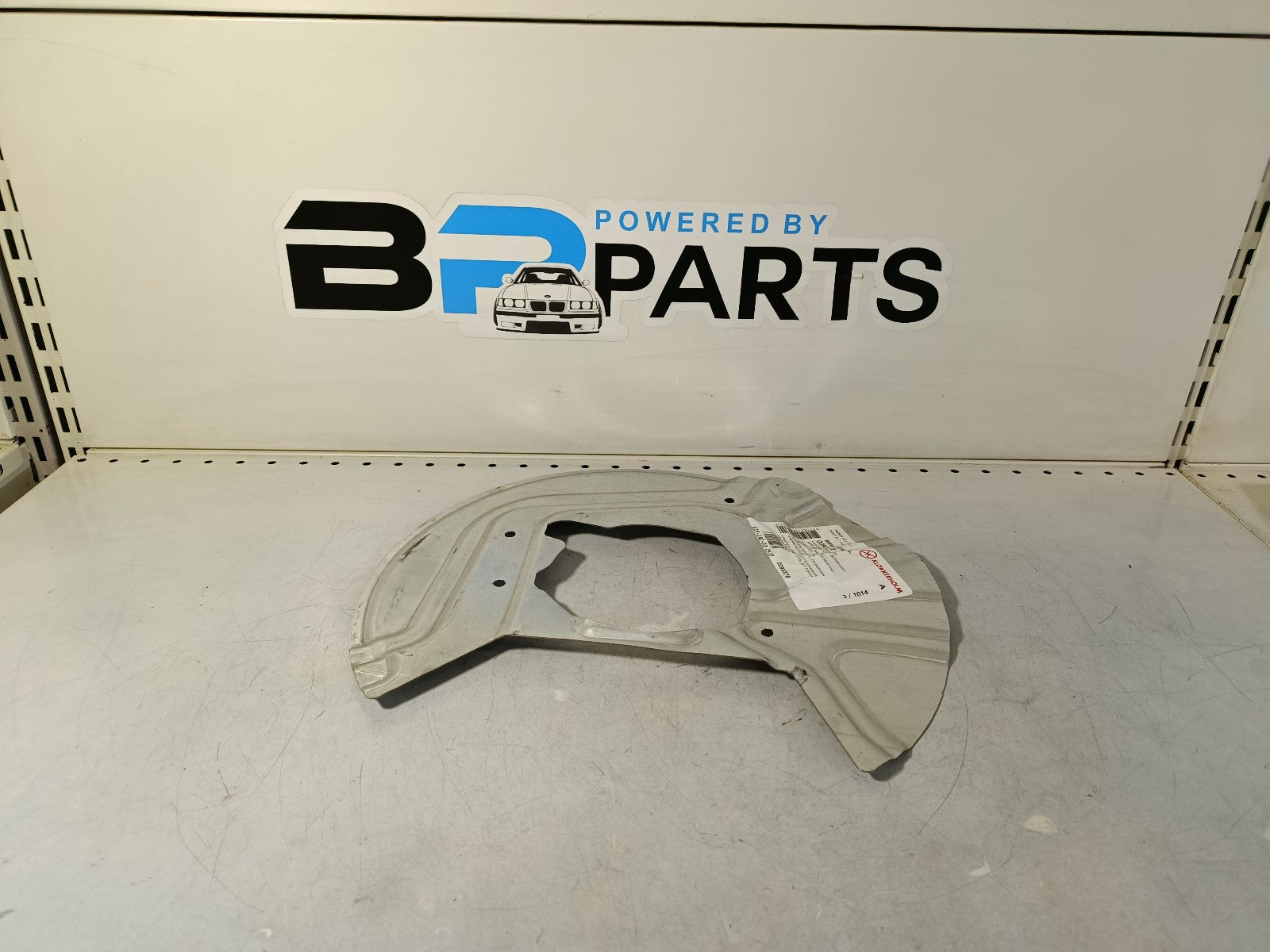 BMW X3 E83 3.0d brake Protection plate right 34113411872 KLOKKERHOLM 0093378
