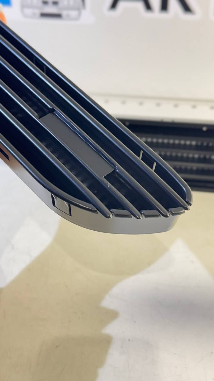 BMW E46 M3 Side Panel Grille Left + Right 51132694607 51132694608