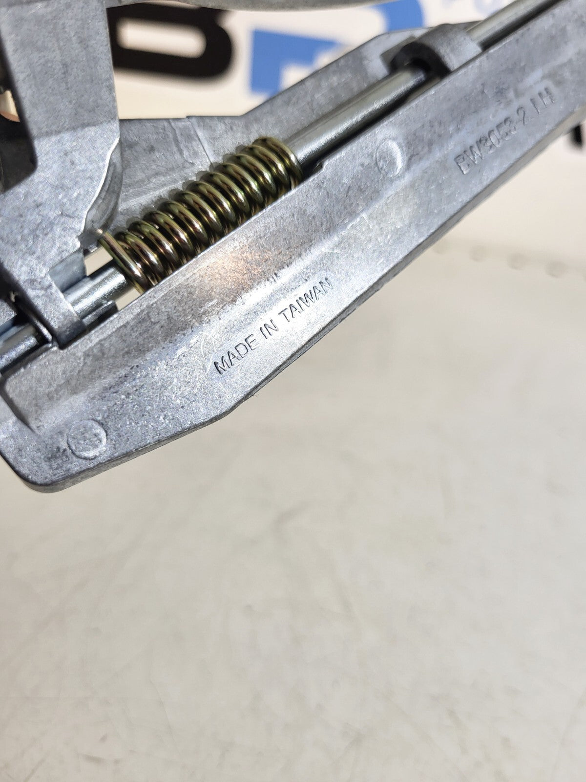 BMW X5E53 Carrier, outside door handle, front left 51218243615