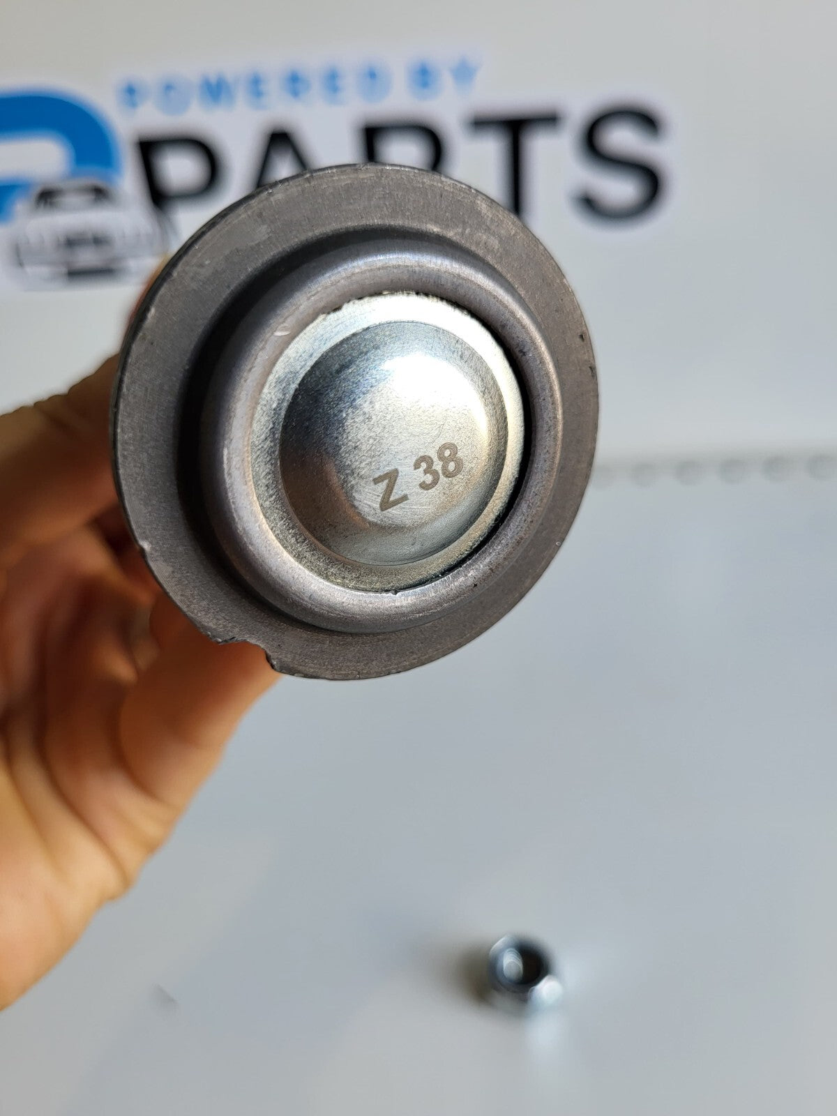 E36 middle ball joint for left and right wishbone 1PC 31126758513, 31126758514