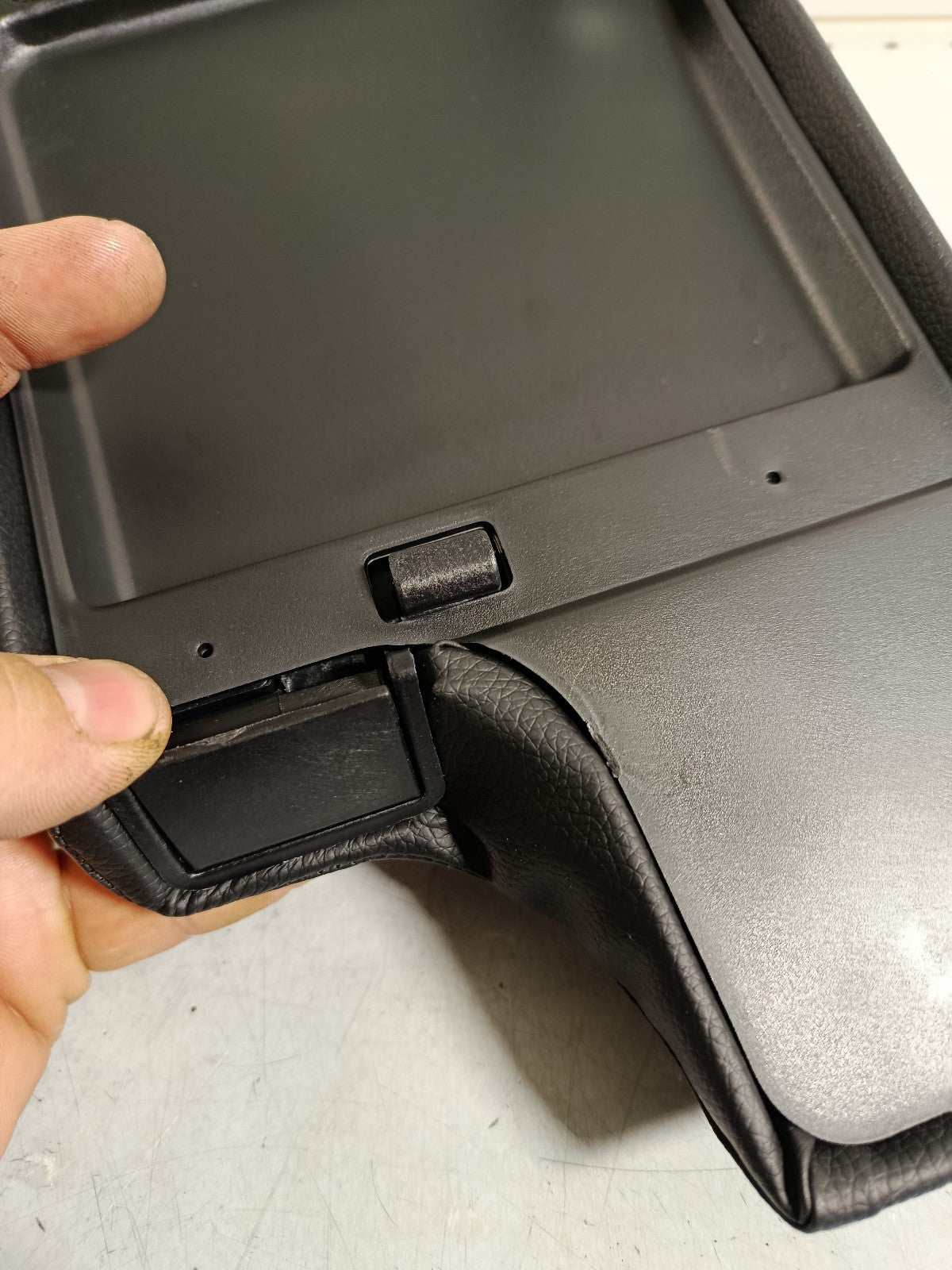 BMW E46 Armrest Upper Leather imination 51168238229