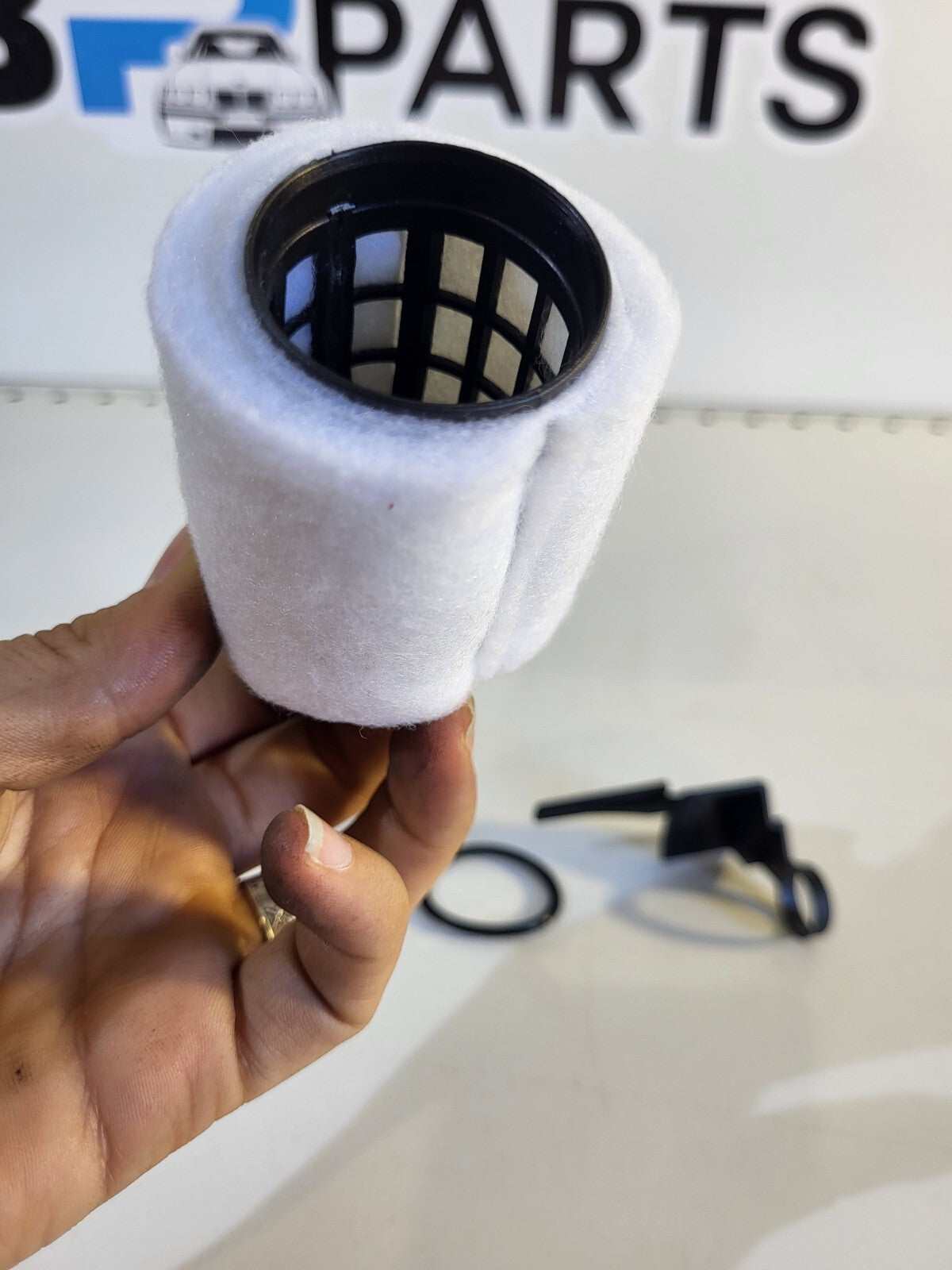 BMW E46, E39, E38, X5 E53 Oil Separator 11127793164