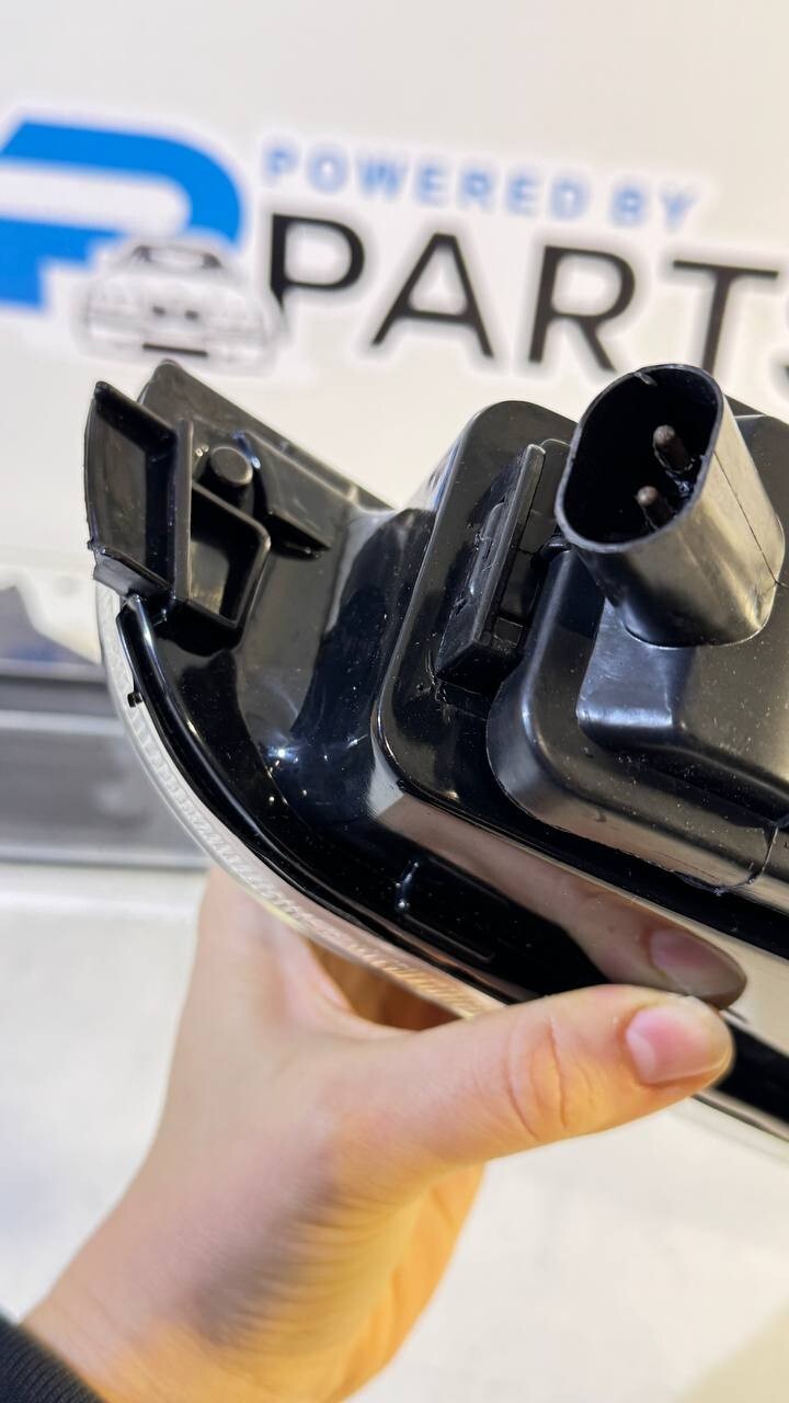 BMW E38 Fog Lights, Left + Right 63178352023 63178352024 ZBM2012(K)R ZBM2012(K)L