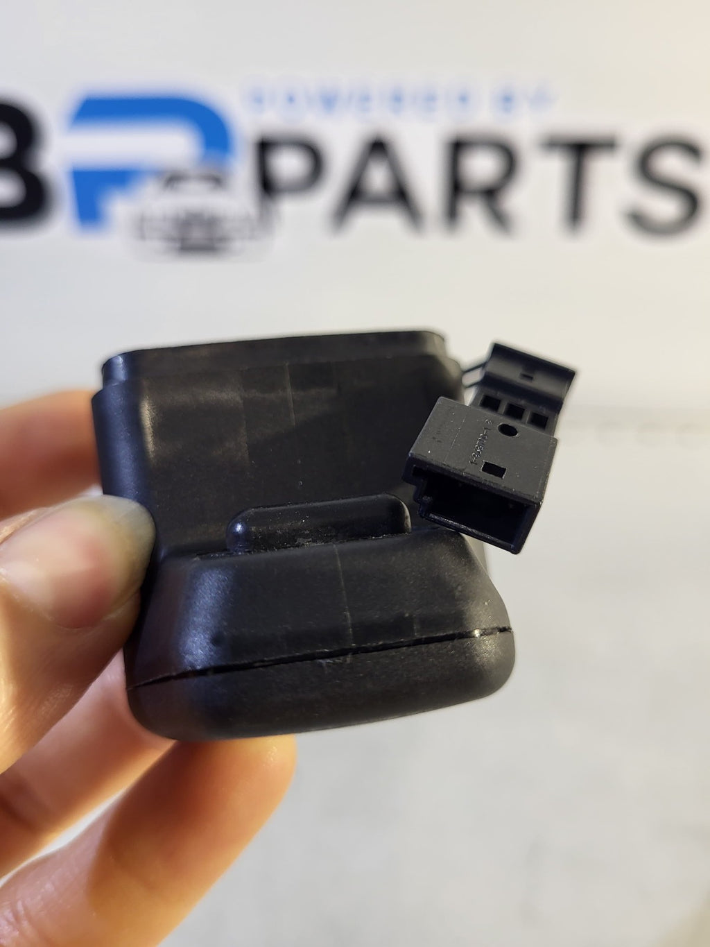 Rear window key button with micro switch E46 E91 E61 61319200673