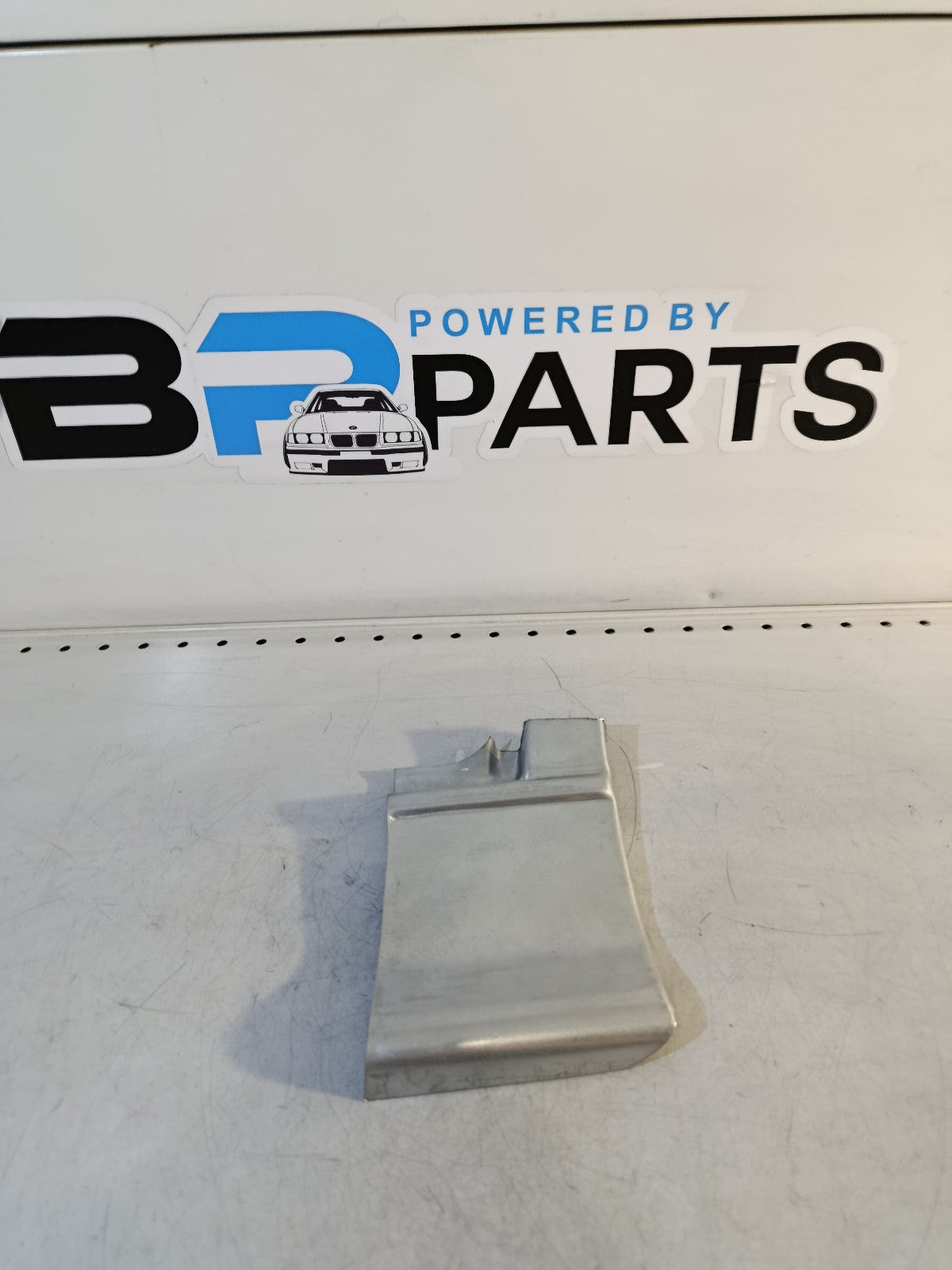 bmw e36 sedan Left rear side panel lover repair cutout 41351977941