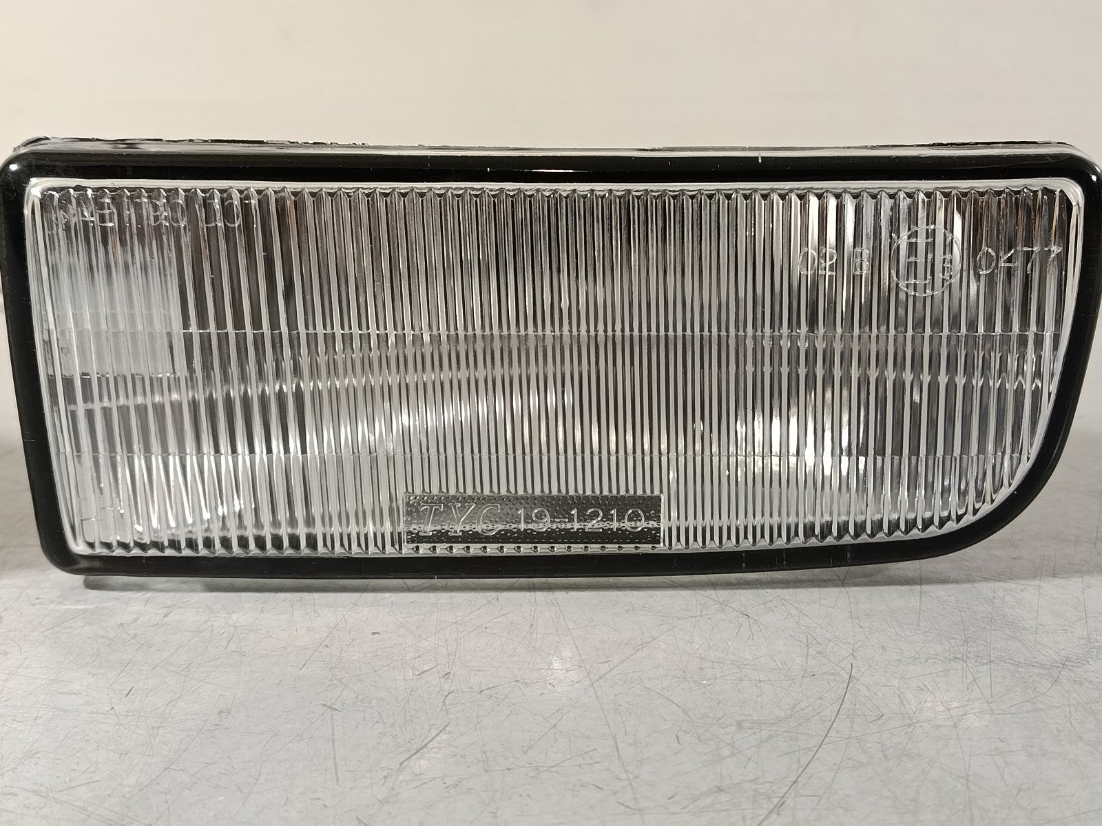 BMW E36 Fog lights left/ right 63178357389 63178357390 63178357397 63178357398