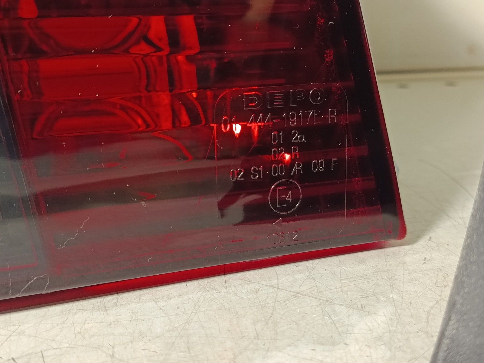 BMW e39 sedan 95-00 Taillight set clear glass red/black DEPO 1223098 B39RB
