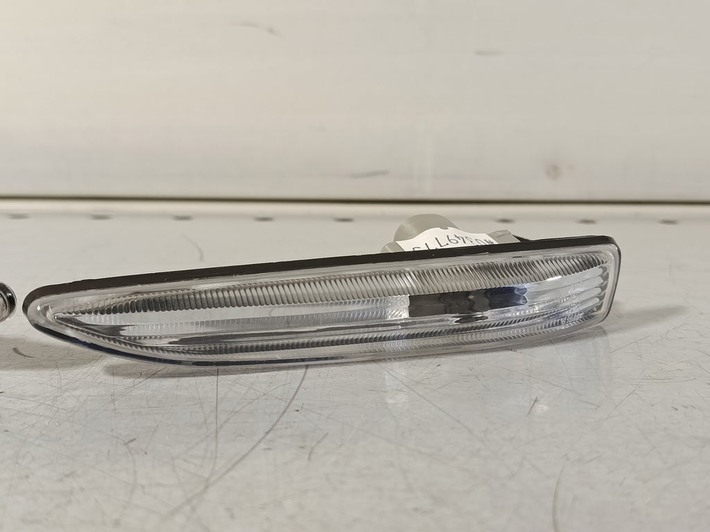 BMW E65 turn indicator lamp, left right white 63137164757 63137164758 DEPO