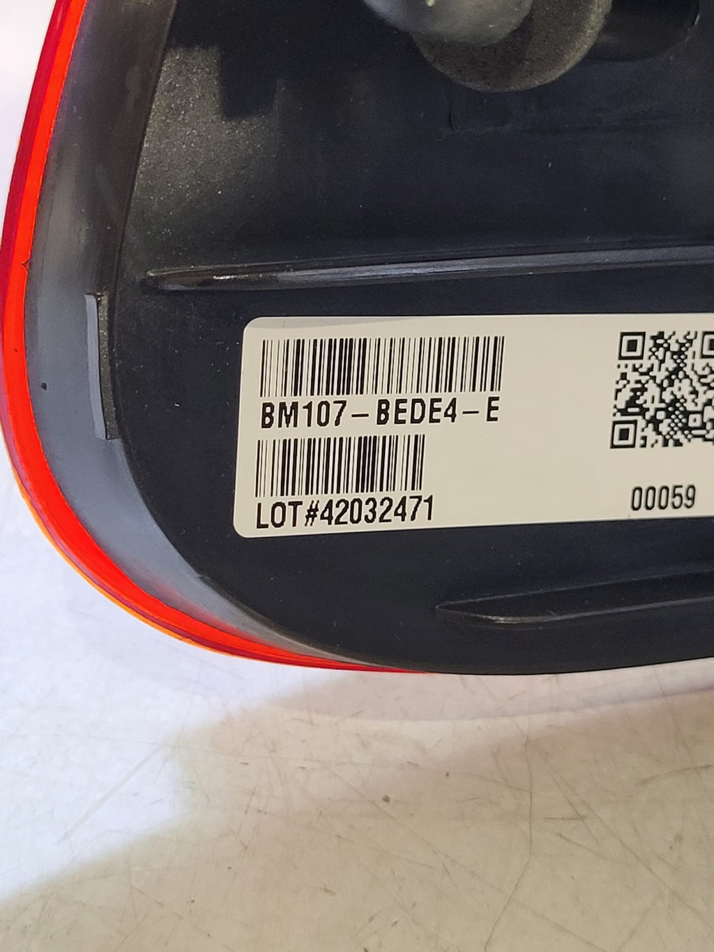 BMW e46 FL sedan Taillights LED red/black with indicator at the top