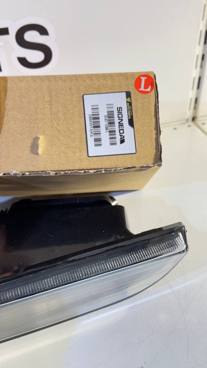 BMW E38 Fog Lights, Left + Right 63178352023 63178352024 ZBM2012(K)R ZBM2012(K)L