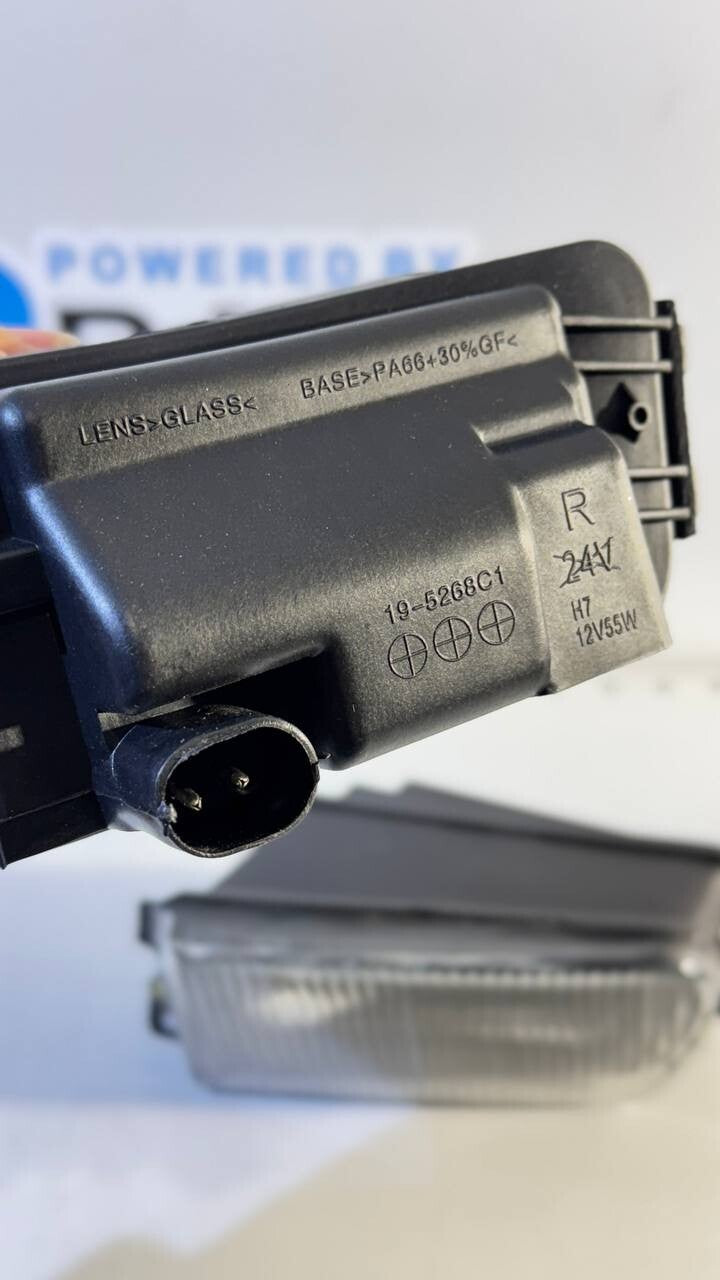 BMW E39 Fog Lights Left+Right 19-5268C1 63178360575 63178360576