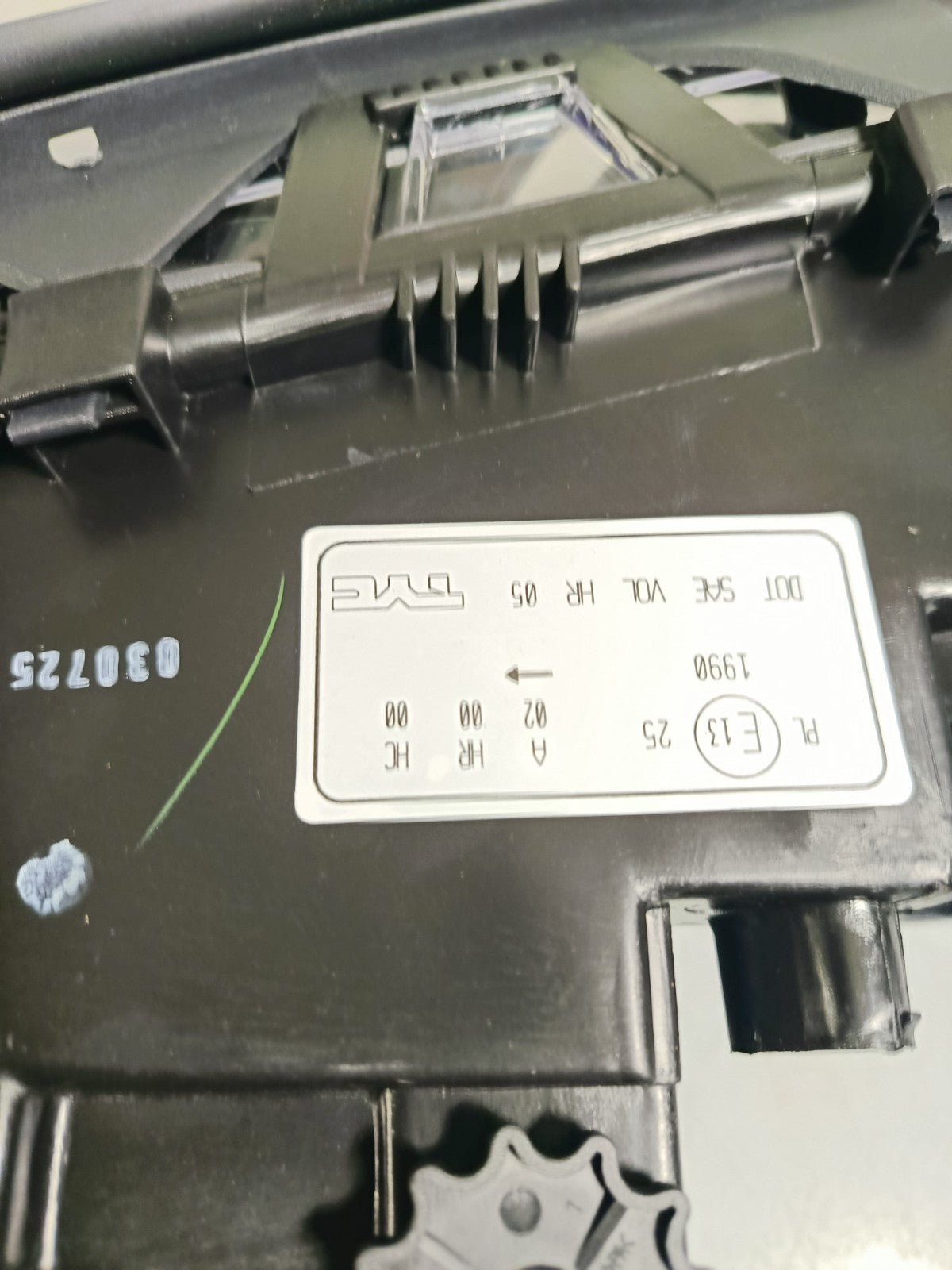 BMW E46 Facelift Headlight Left (TYC) 63127165769 63127165781