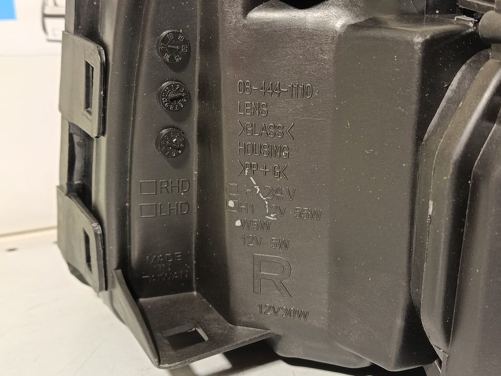 BMW E36 Headlight left right 63128363495 63128363507 63128363503 DEPOZBM1110L(D)