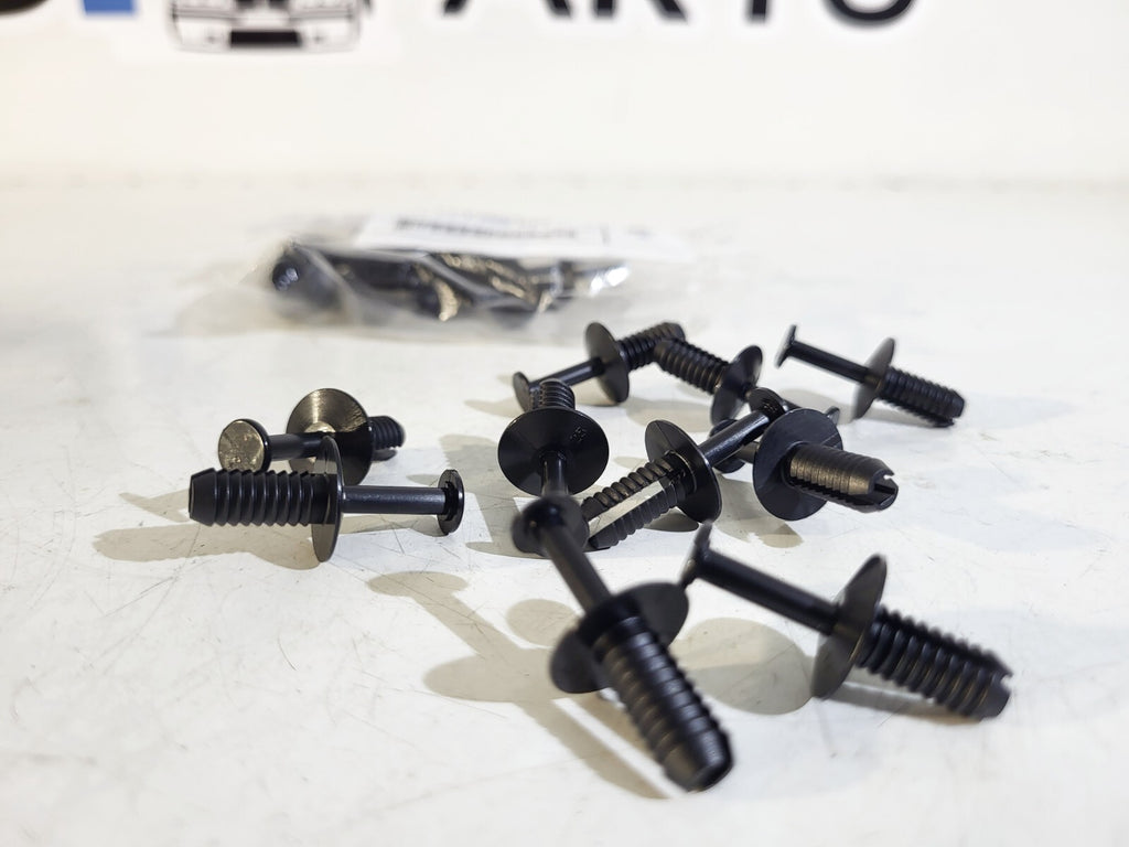 BMW Expanding rivet D = 6MM 1psc 51111908077