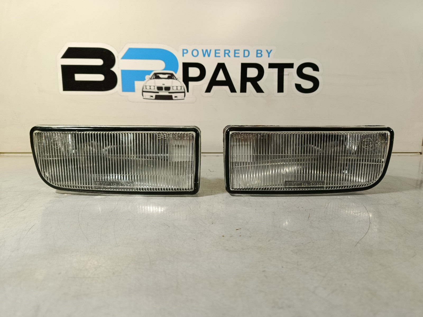 BMW E36 Fog lights left/ right 63178357389 63178357390 63178357397 63178357398