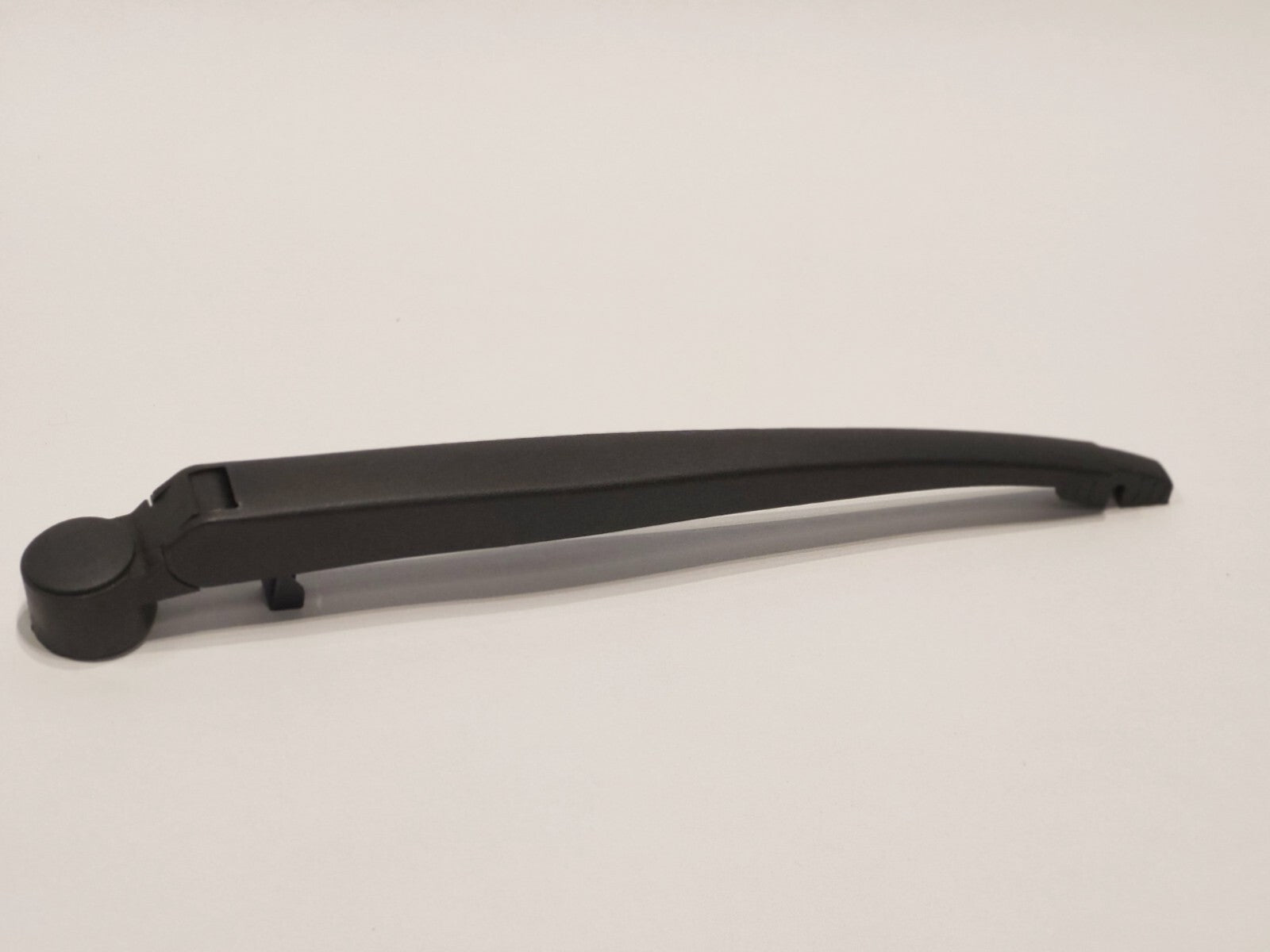 BMW Rear window wiper arm 61628361641