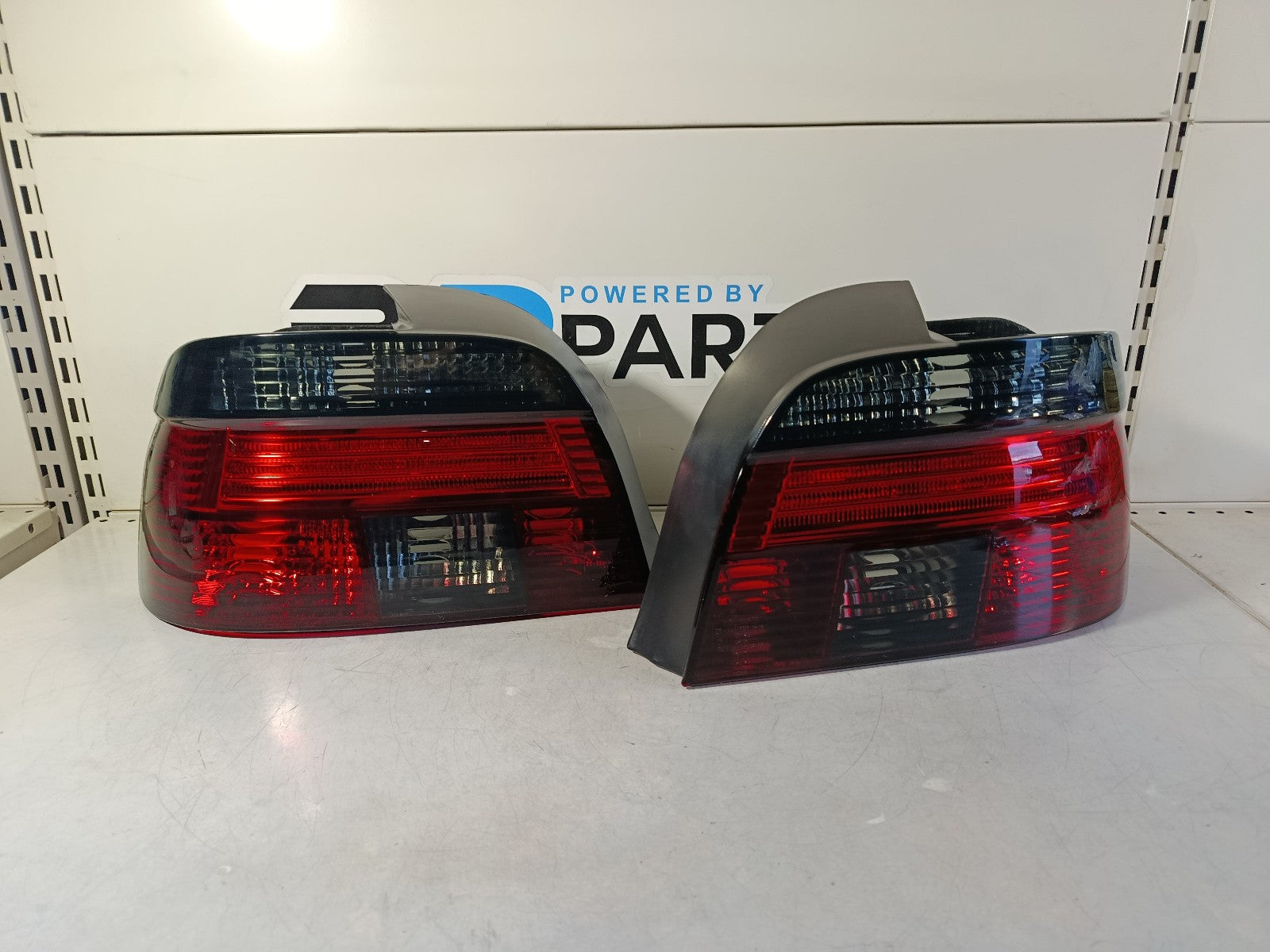 BMW e39 sedan 95-00 Taillight set clear glass red/black DEPO 1223098 B39RB