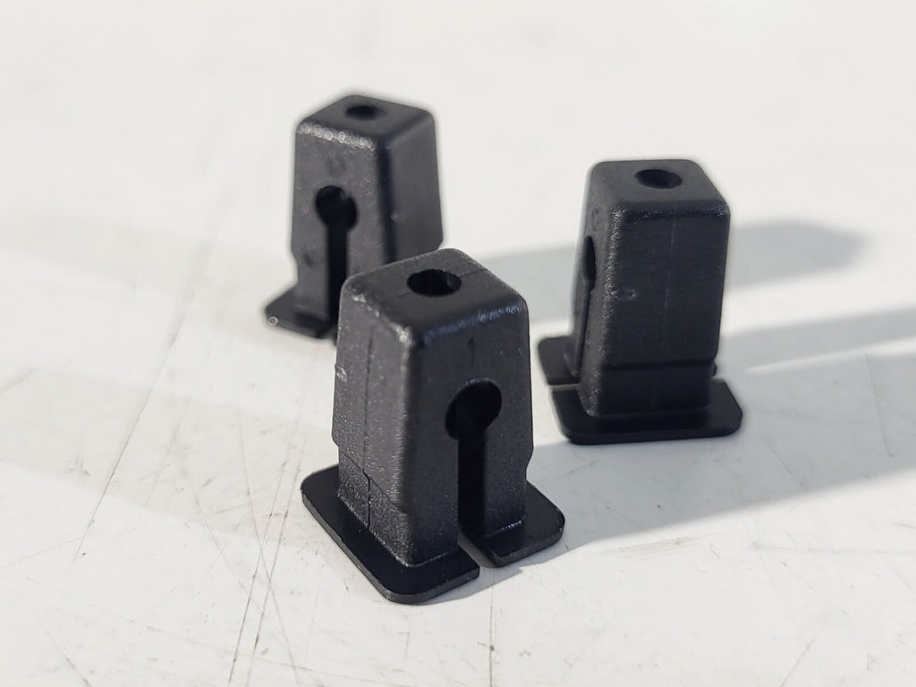 BMW E81 E87 E88 E30 E36 E46 E90 E91 E92 E34 E39 Expanding nut 1 psc 51418108818