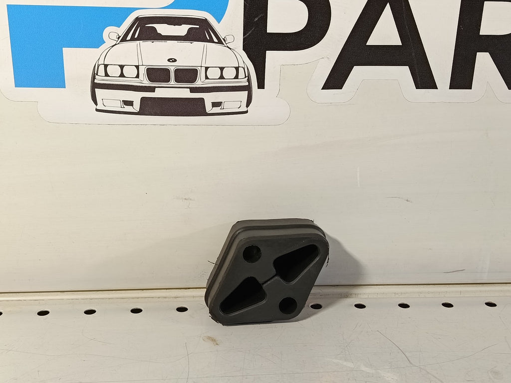 BMW e92 325i exhaust Rubber Mounting 18208570671 FA1 103-744