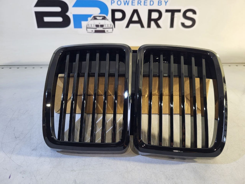 BMW E30 Kidney Set High-Gloss Black NS30KH 51131884350