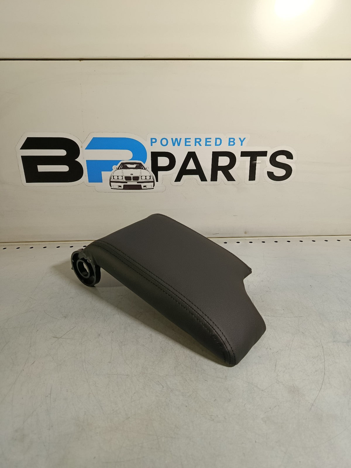 BMW E46 Armrest Upper Leather imination 51168238229