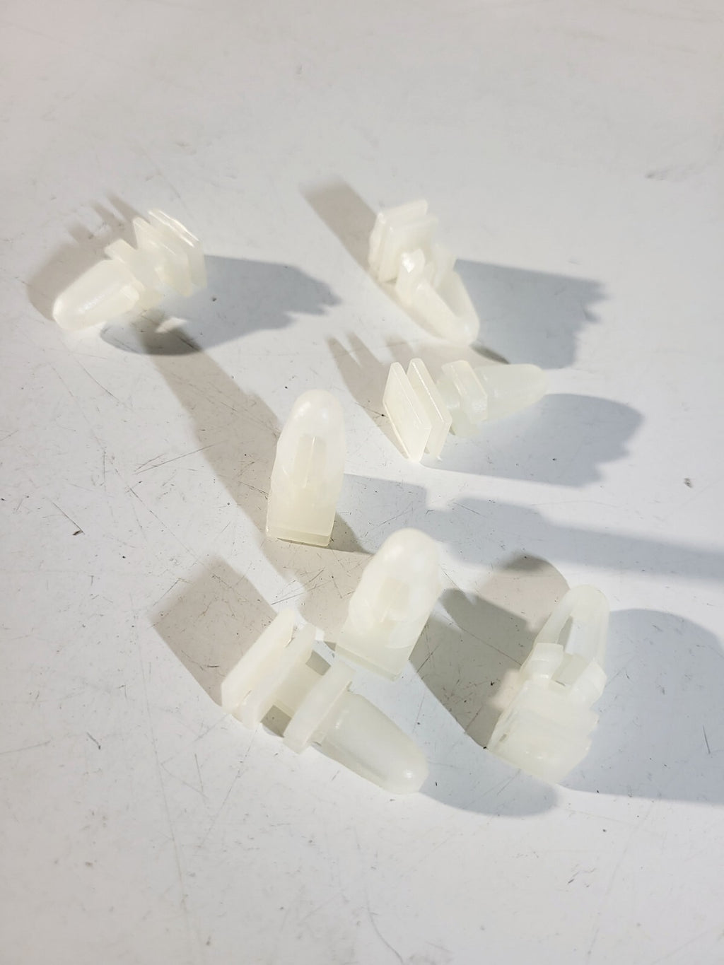 BMW E36 E34 E46 E39 E32 Sill strip clip 1pc 51478234047
