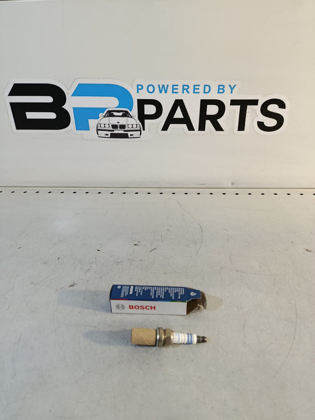 BMW E36 E39 E46 Spark plug Bosch 0242235668 1 psc ( oem 12129064619 )